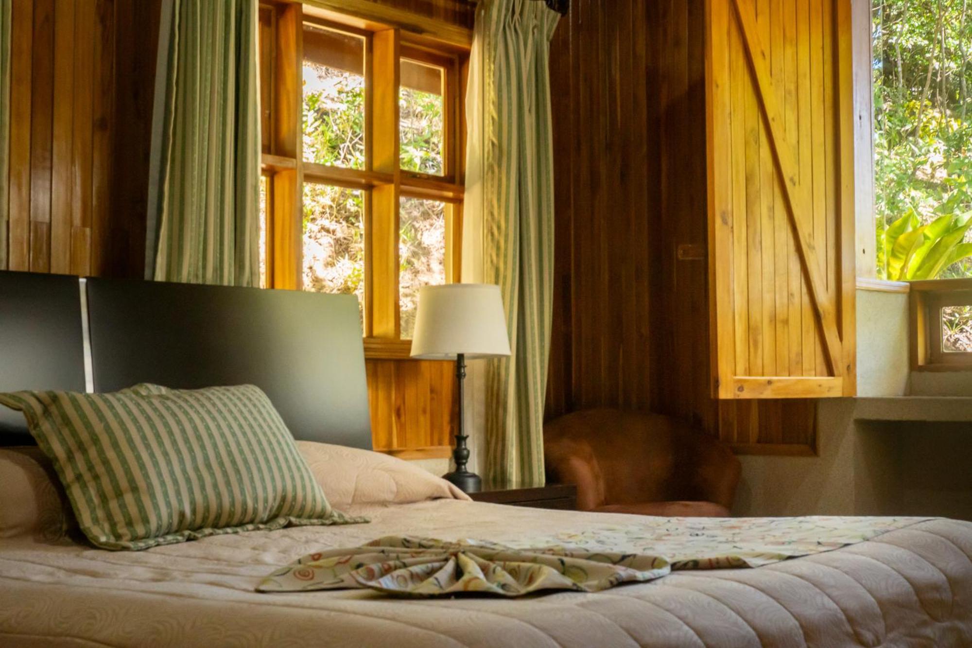 Los Pinos Cabins & Reserve Monteverde Екстер'єр фото