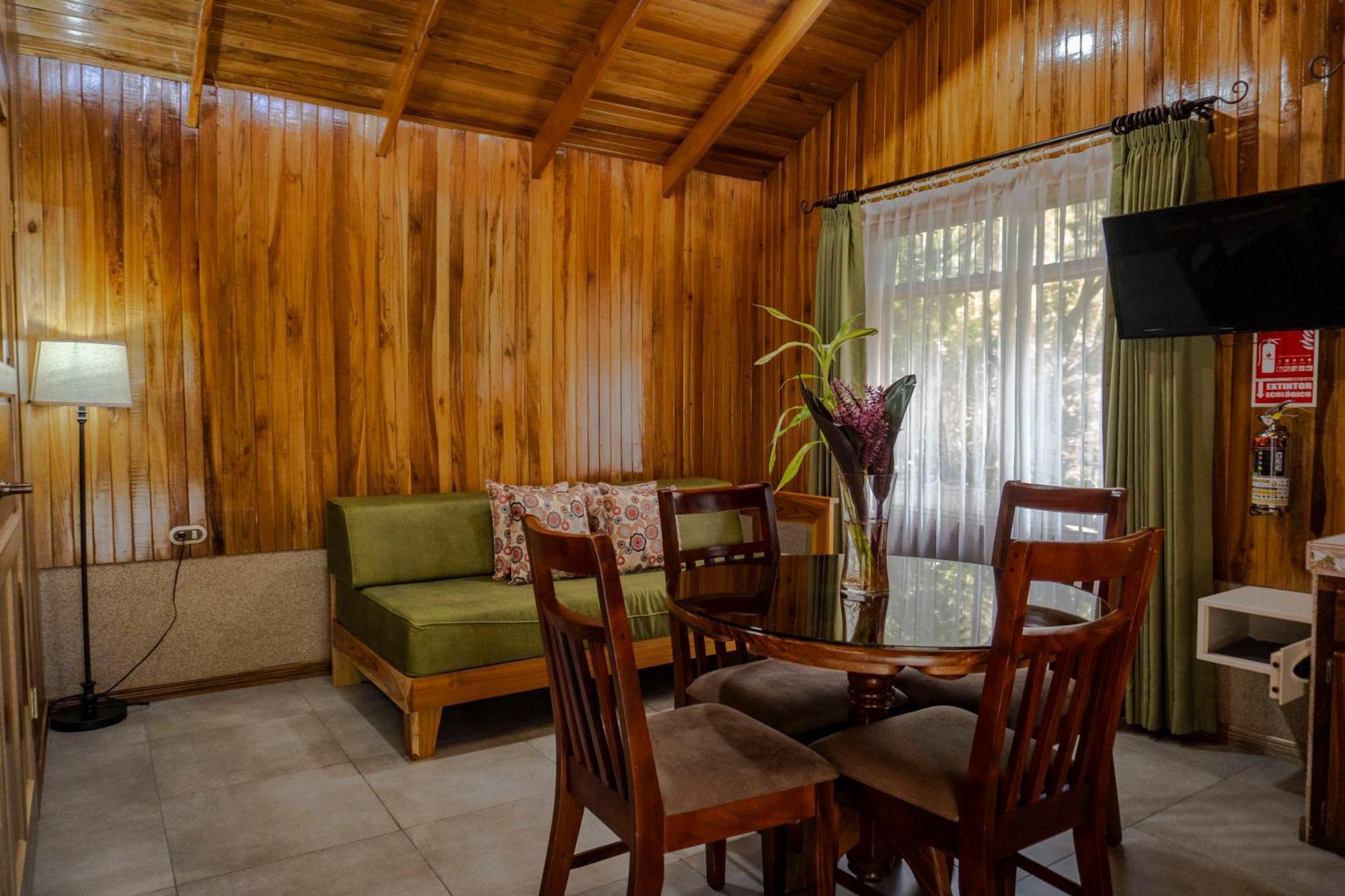 Los Pinos Cabins & Reserve Monteverde Екстер'єр фото