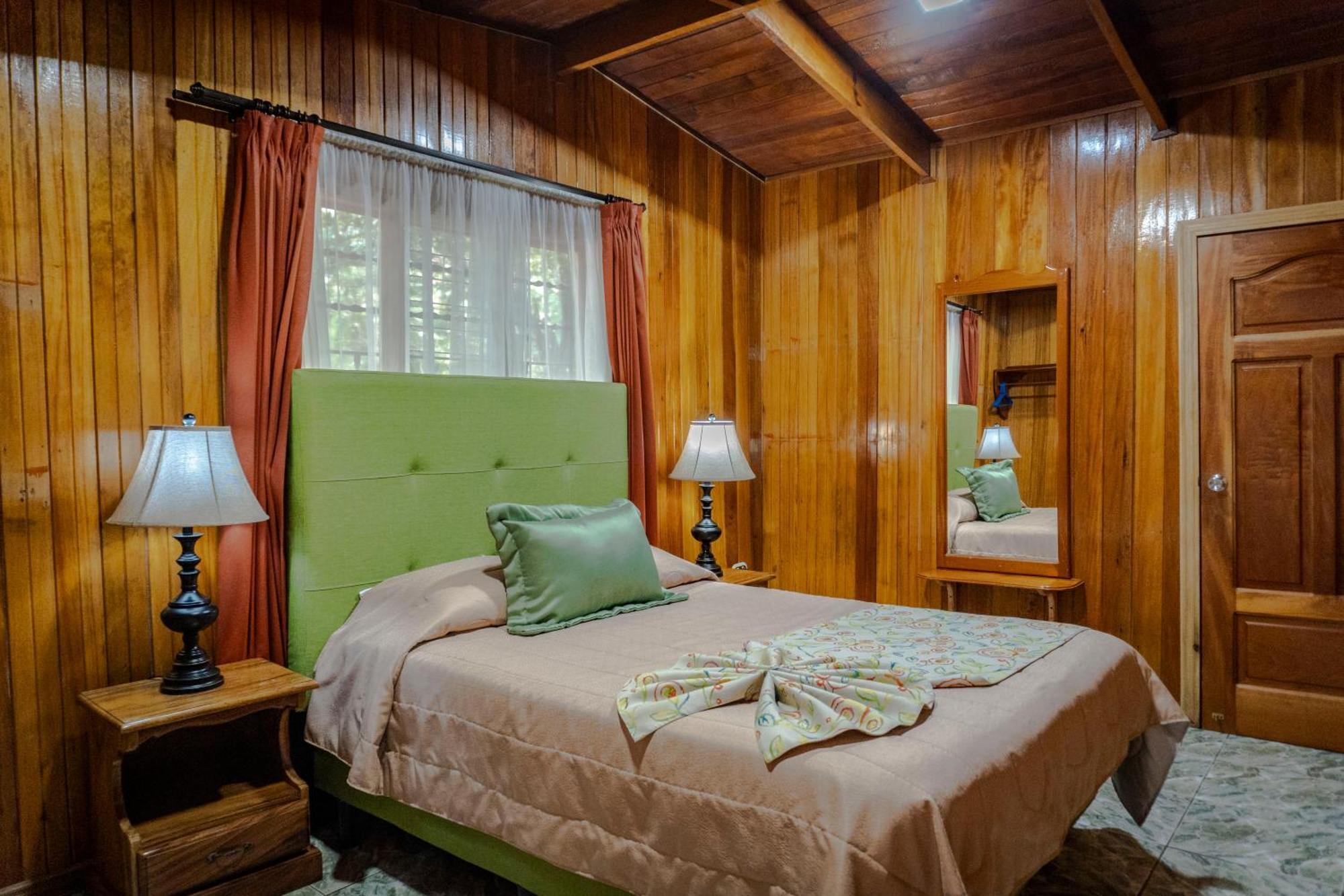 Los Pinos Cabins & Reserve Monteverde Екстер'єр фото