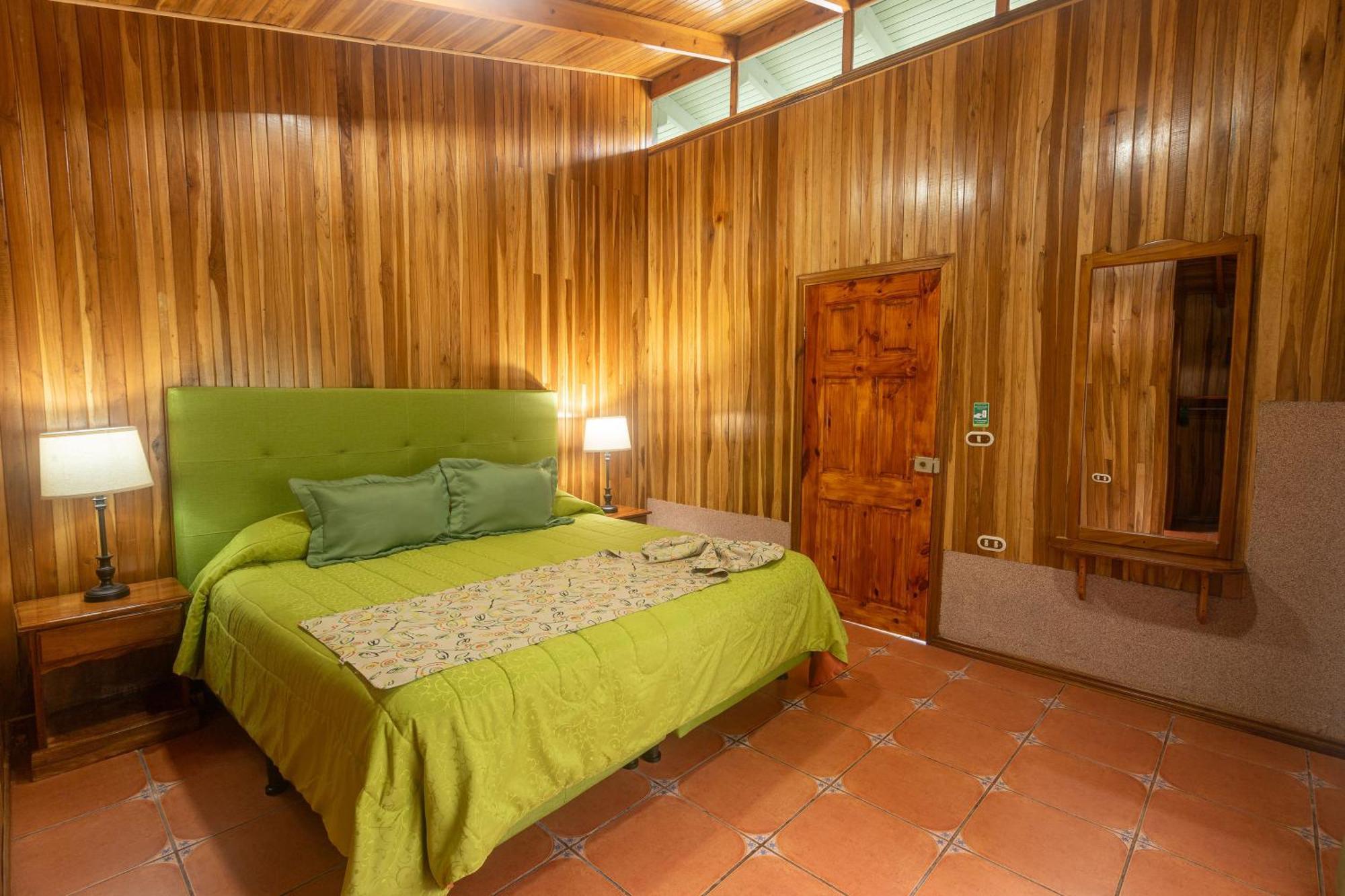 Los Pinos Cabins & Reserve Monteverde Екстер'єр фото
